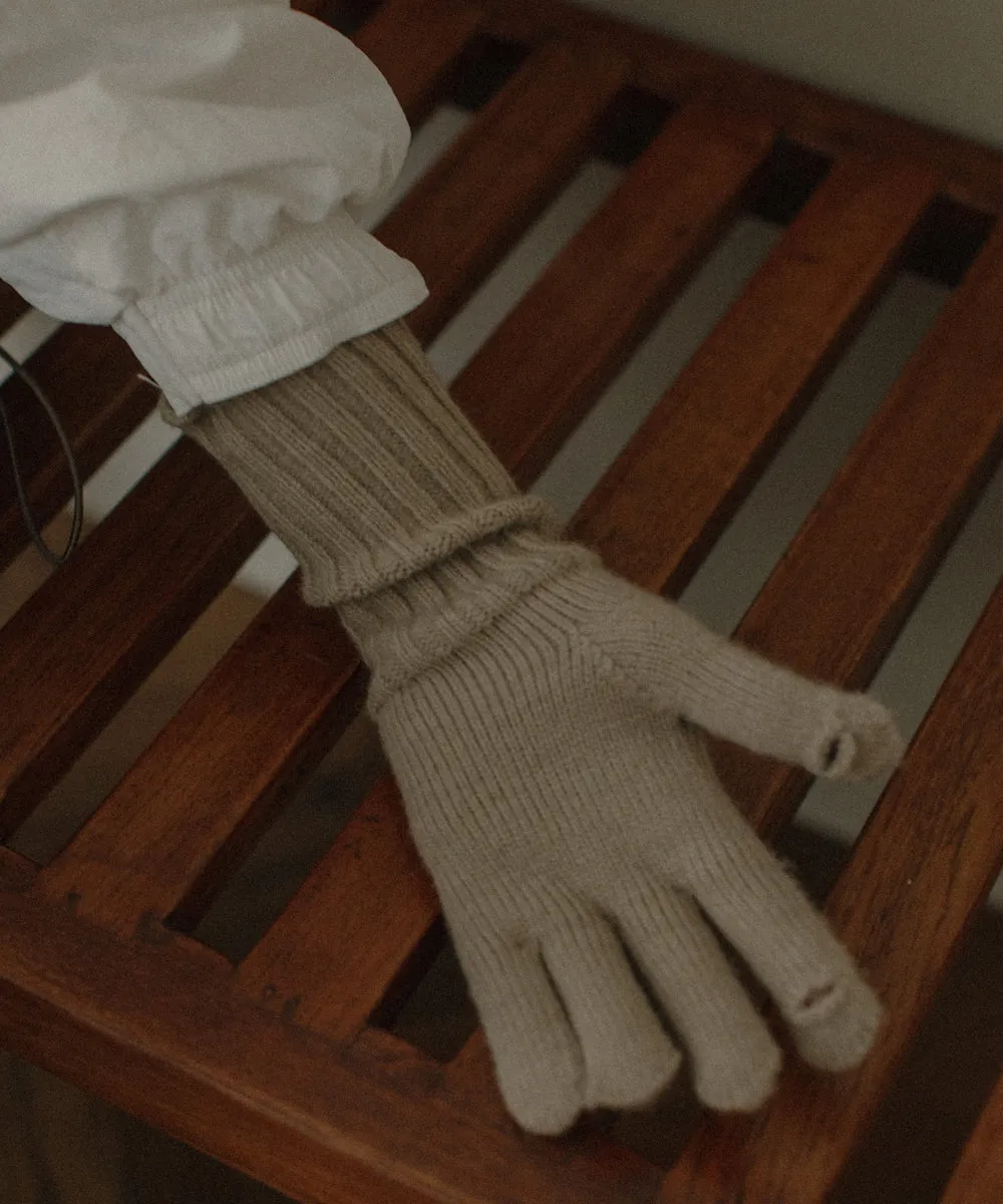 knit gloves