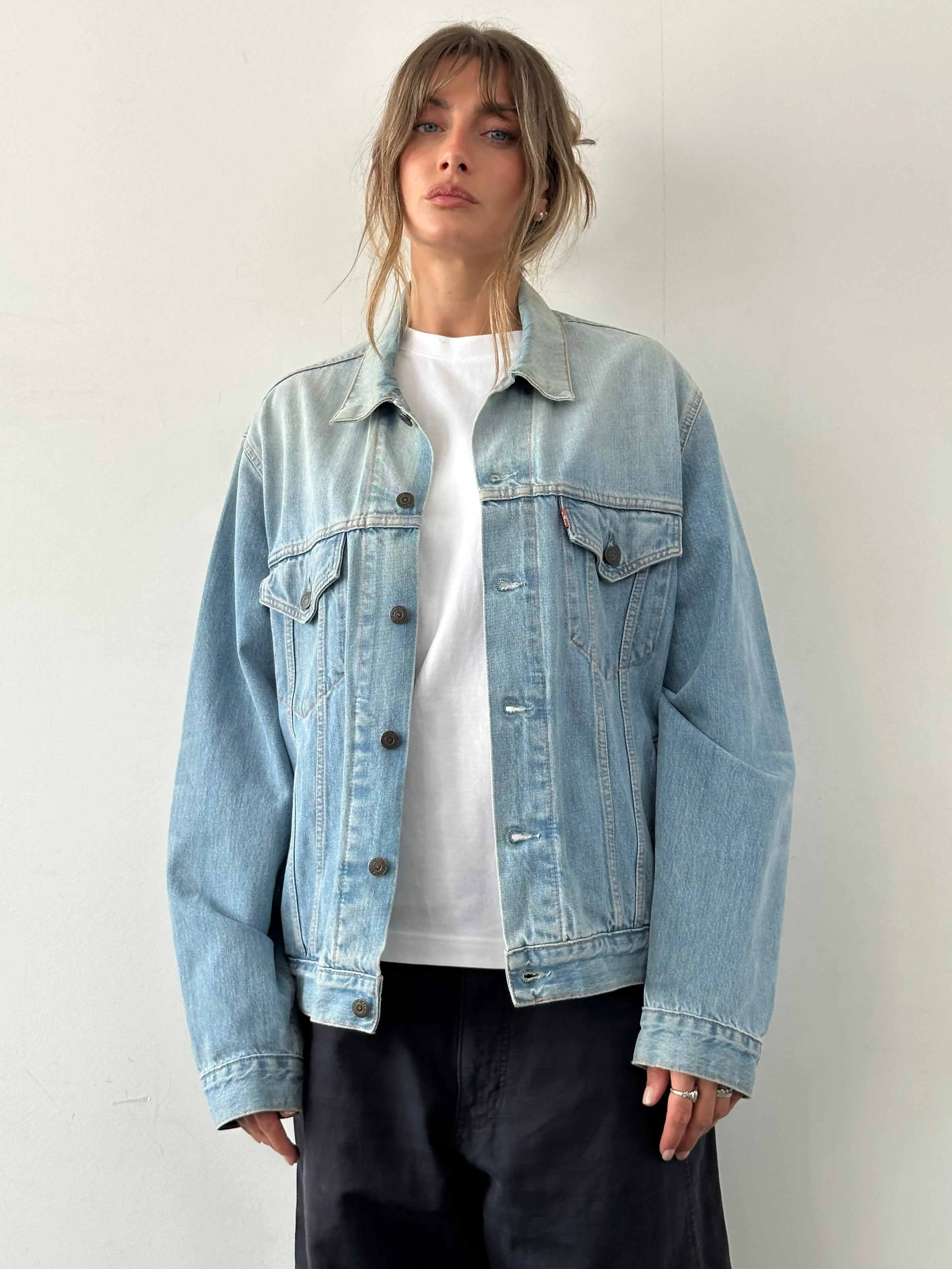 Levi’s Faded Denim Jacket - L