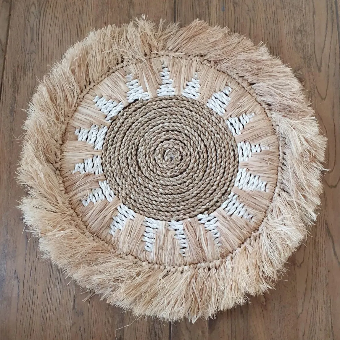 Natural Round Raffia and Grass Straw Placemat