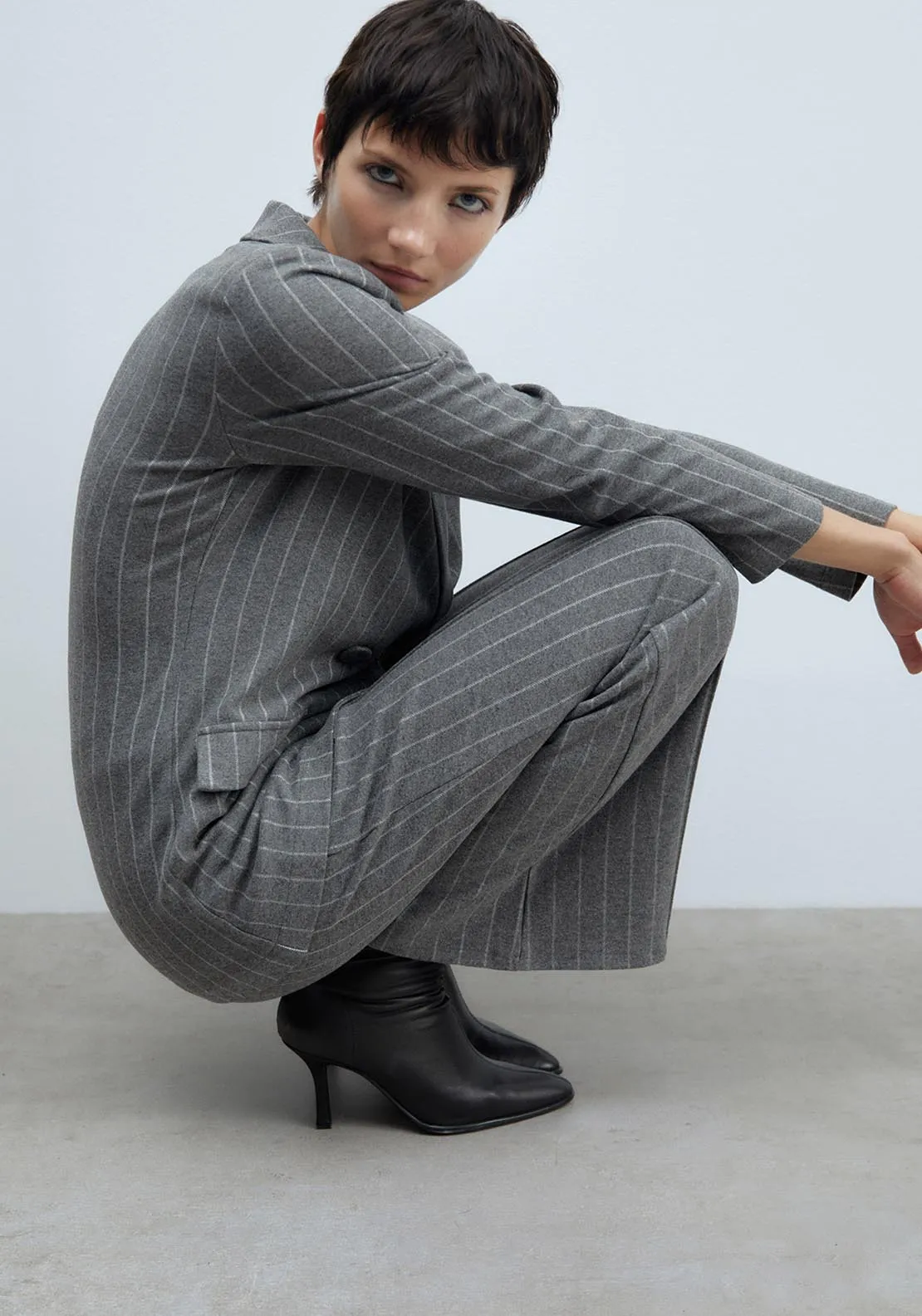 Soft-touch pinstripe blazer - Light Grey